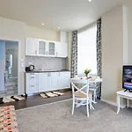 Boutique فارنا