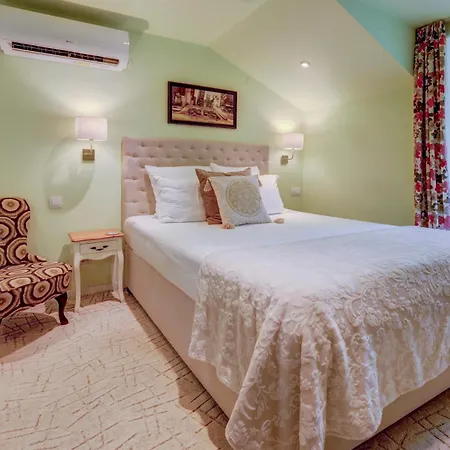 Boutique 3* فارنا