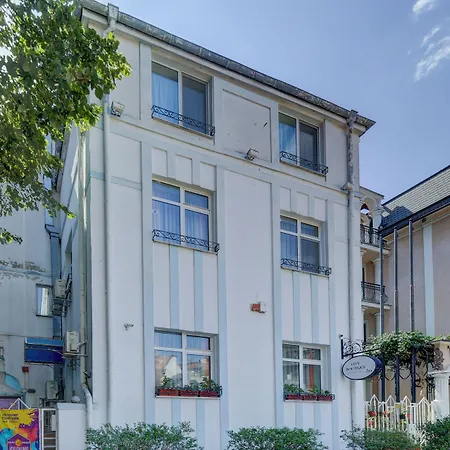 Pensión Boutique 4*